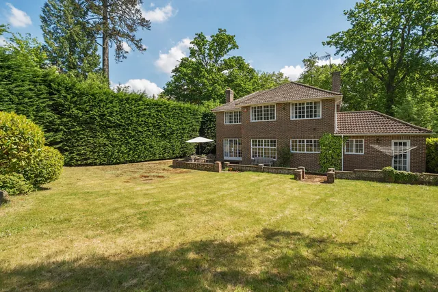 Station Road, Sunningdale, SL5