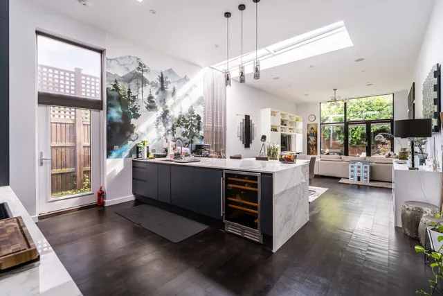 Ebury Mews, London, N5