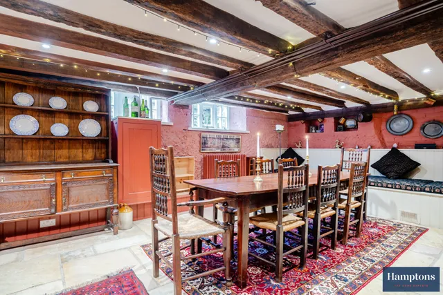 Bury Farm, Amersham, HP7