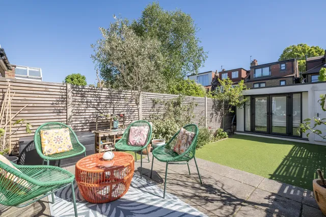 Cresswell Road, Twickenham, TW1