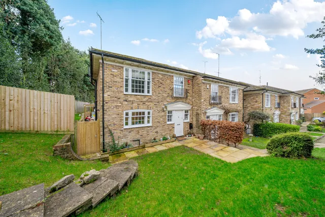 Greenwood Close, Seer Green, HP9