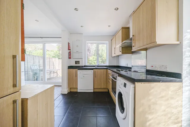 Recreation Road, Guildford, GU1
