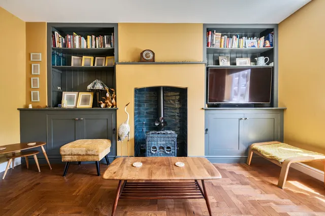 Moores Place, Hungerford, RG17