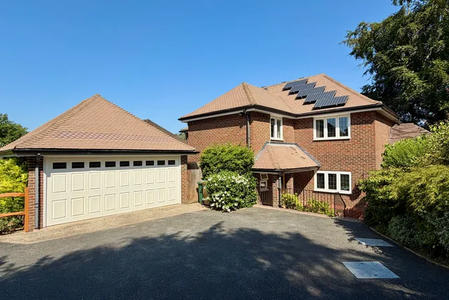Hethersett Close, Reigate, RH2