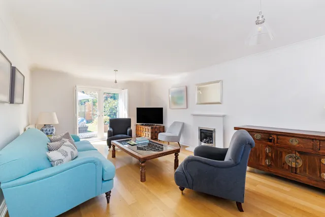 Waterford Gardens, Littlehampton, BN17