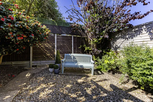 Windmill Street, Bushey, WD23
