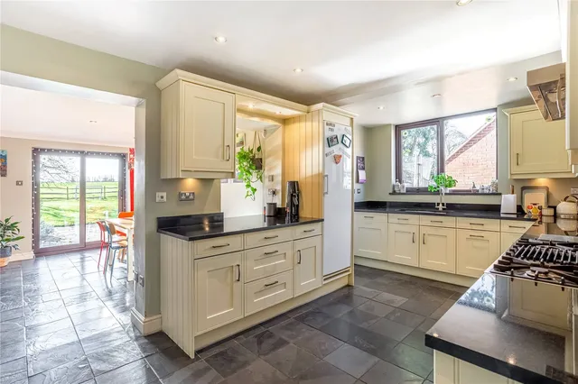 Drift Road, Windsor, SL4