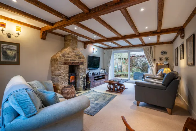 Baker Street, Farthinghoe, NN13