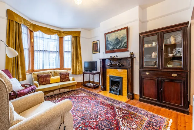 Fielding Road, London, W4