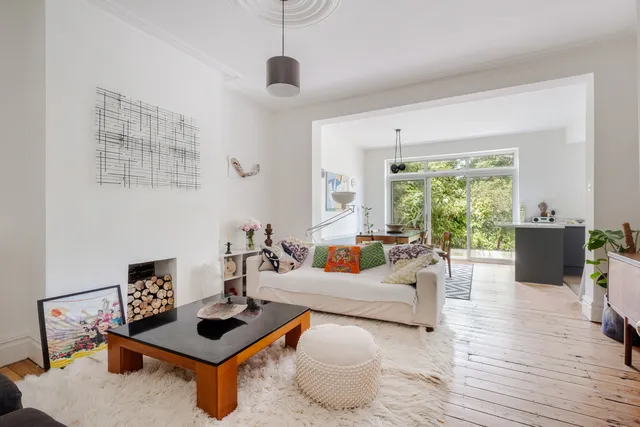 Greenham Road, London, N10