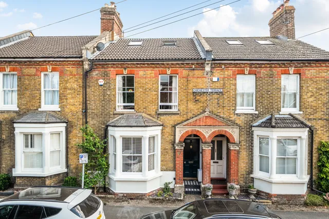 Chichester Terrace, Horsham, RH12