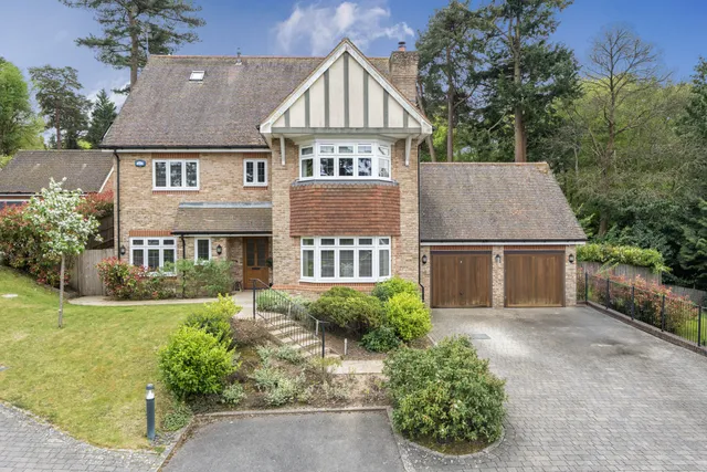 Gorsedene Close, Crowborough, TN6