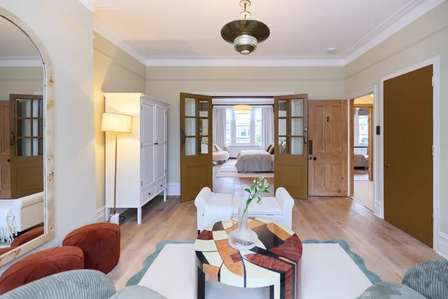 Rosebery Road, London, N10