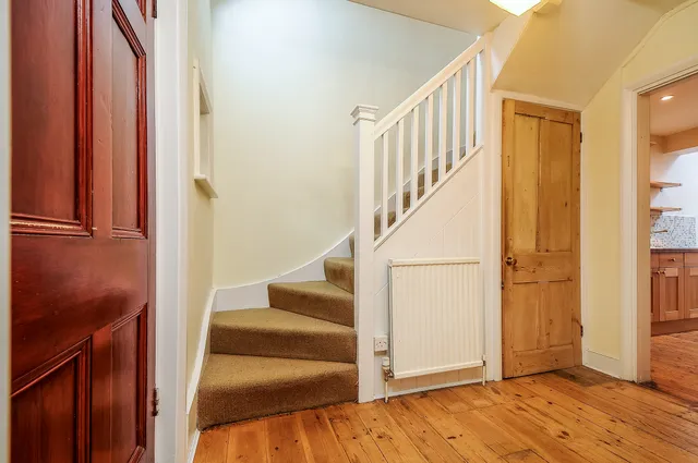 Pathfields, Haslemere, GU27