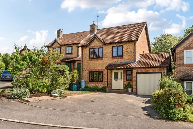 Thomson Way, Marlborough, SN8