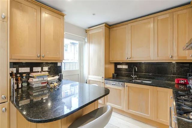Bina Gardens, London, SW5