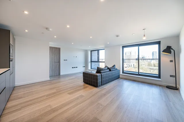 Horizon, Plough Road, London, SW11