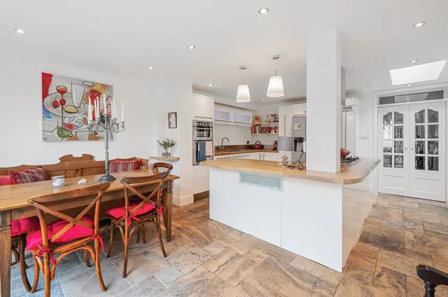 St. Lukes Place, Cheltenham, GL53