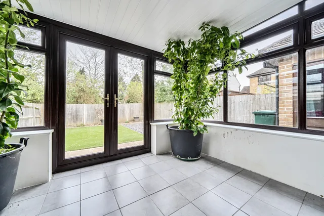 Pearson Close, High Barnet, EN5