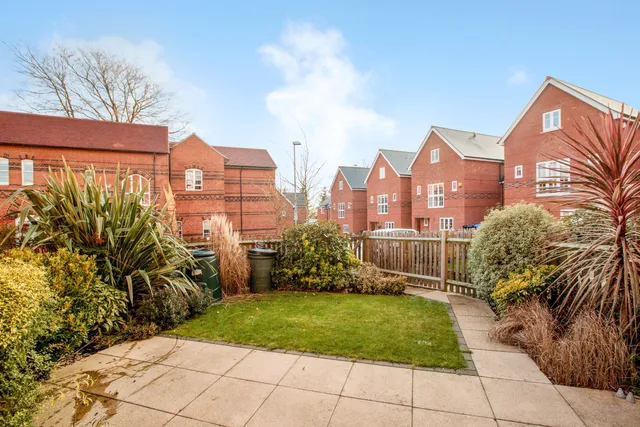 Boyn Hill Avenue, Maidenhead, SL6