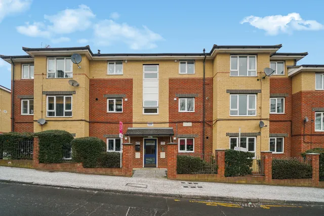 Cortis Road, London, SW15