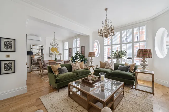 Basil Street, London, SW3