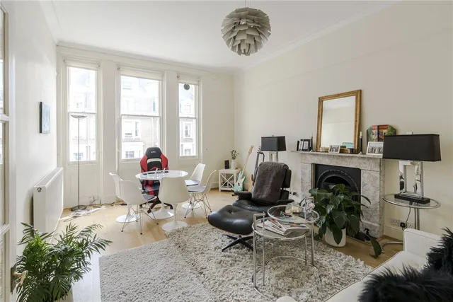 Bina Gardens, London, SW5