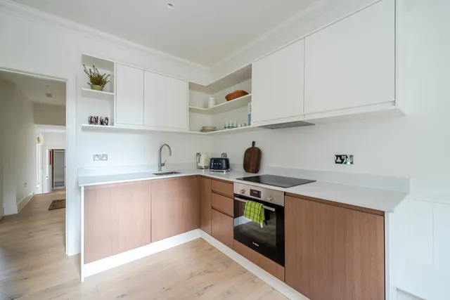 Pembroke Road, London, W8