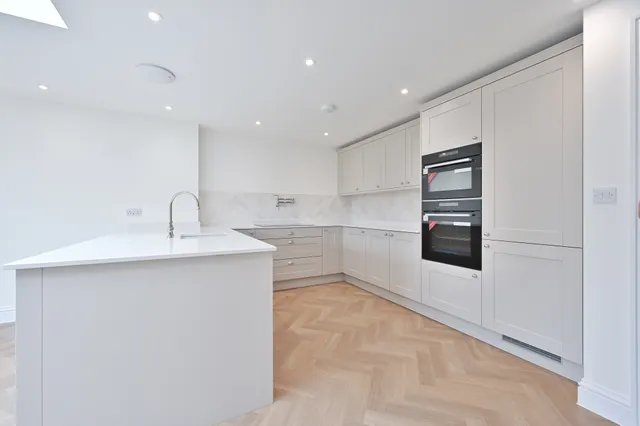 Ox Lane, Harpenden, AL5
