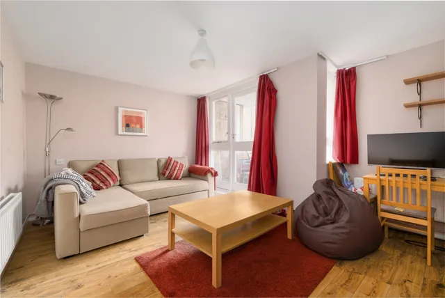 St. Katharines Way, London, E1W