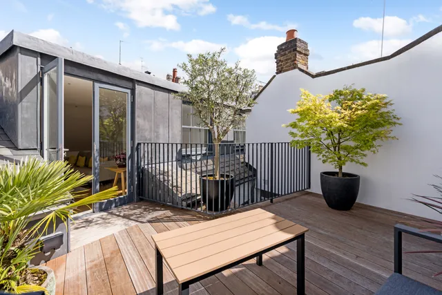 Lancaster Mews, London, W2