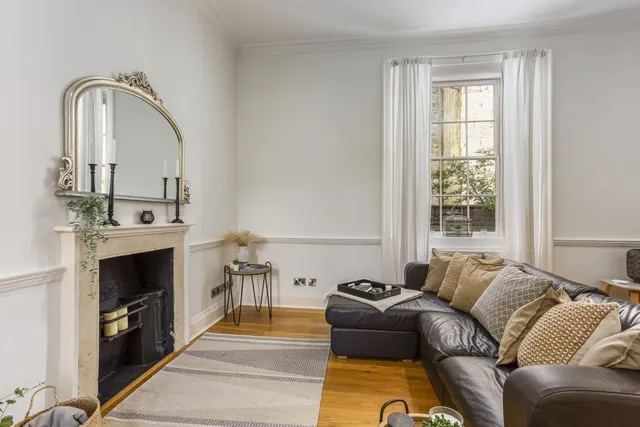 Milsom Place, Bath, BA1