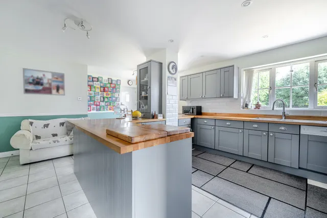 Wansdyke Road, Great Bedwyn, SN8