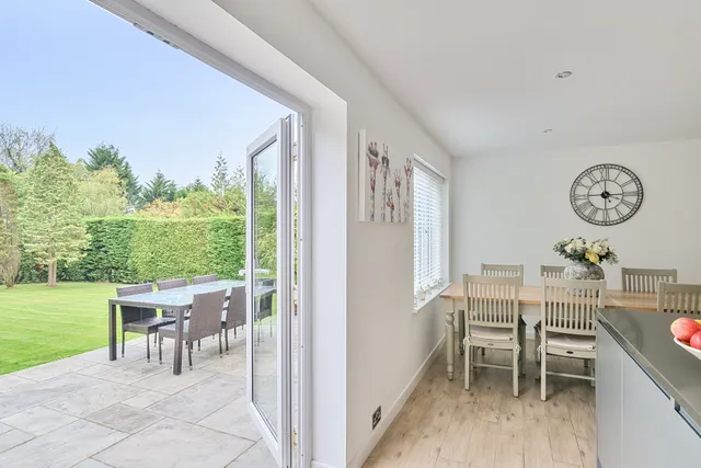 Heavegate Road, Crowborough, TN6