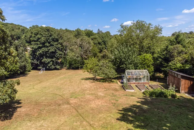 Kings Hill, Beech, GU34