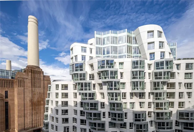 Kirtling Street, LONDON, SW11