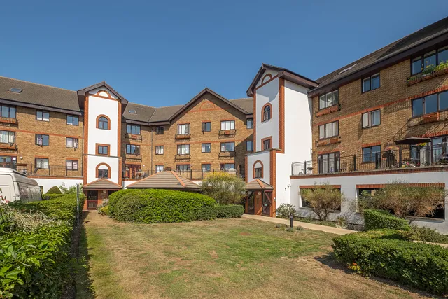 Sopwith Way, Kingston Upon Thames, KT2