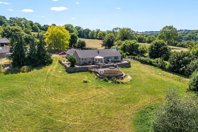 Tetbury Lane, Nailsworth, GL6