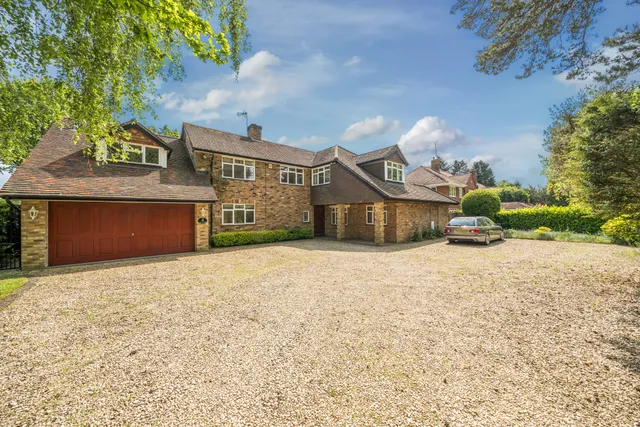 Chiltern Hill, Gerrards Cross, SL9