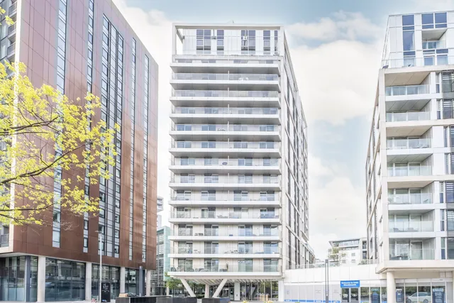 Copperlight Apartments, London, SW18
