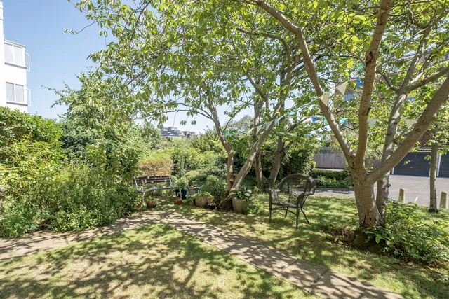 Putney Hill, London, SW15