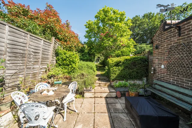 Portsmouth Road, Liphook, GU30