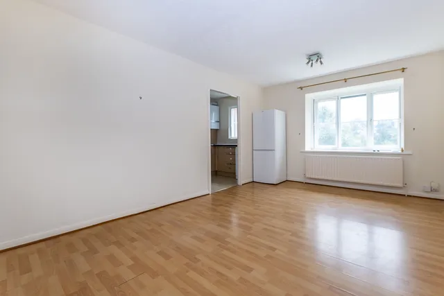 شارع ألكسندرا، لندن، SW19