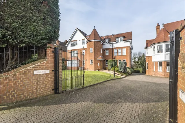 Arthur Road, London, SW19