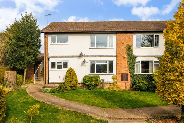 Hill Close, Harpenden, AL5