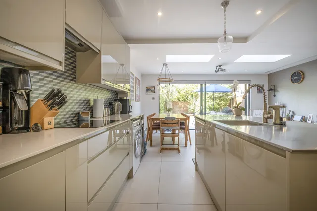 Castlegate, Richmond, TW9