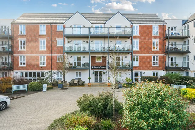 Reading Road, Henley-On-Thames, RG9