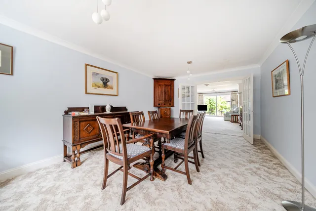 Ash Grove, St. Albans, AL4