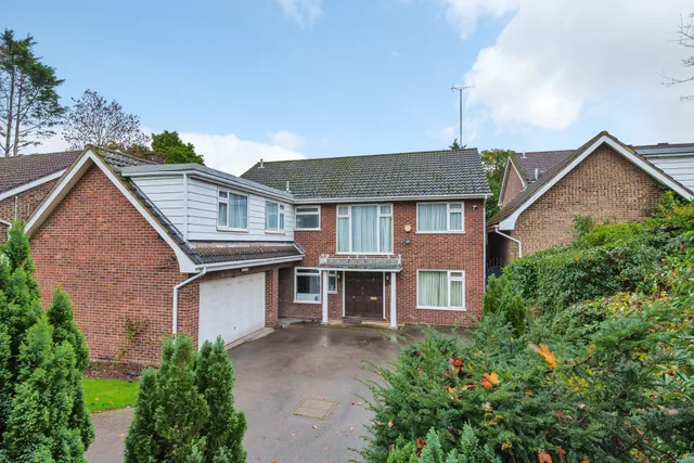 Oakleigh Park South, Oakleigh Park, N20