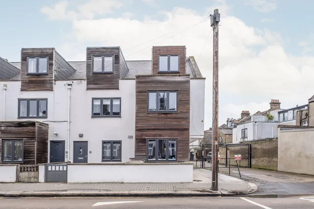 Kimber Road, London, SW18